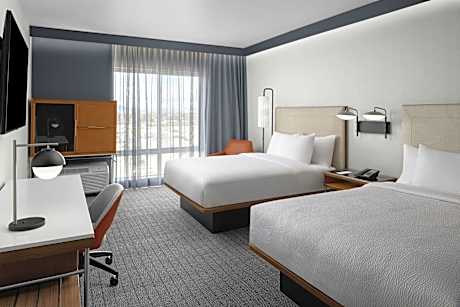 Queen Room with Two Queen Beds and Adapted Tub - Mobility and Hearing Accessible