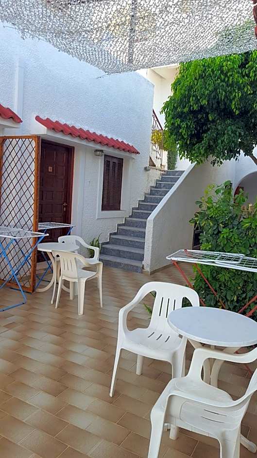 Aeolos Hotel Apartments