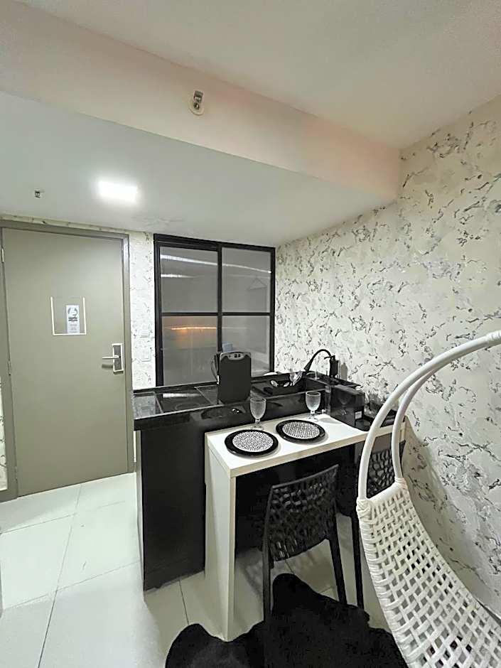 STUDIOS DE LUXO Recreio RJ até 4P