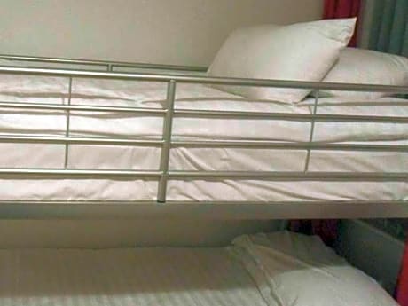 Dormitory 4-Bed Shared Bathroom