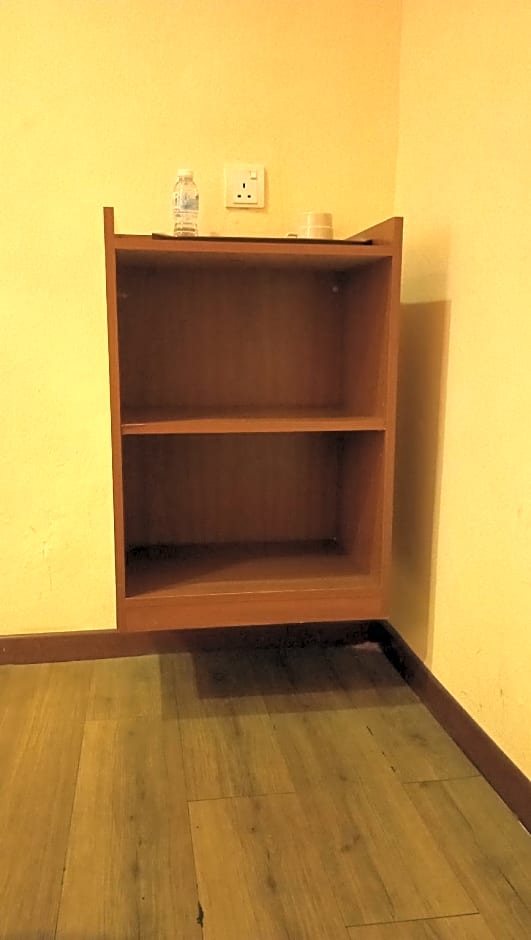 Straits Settlement Inn