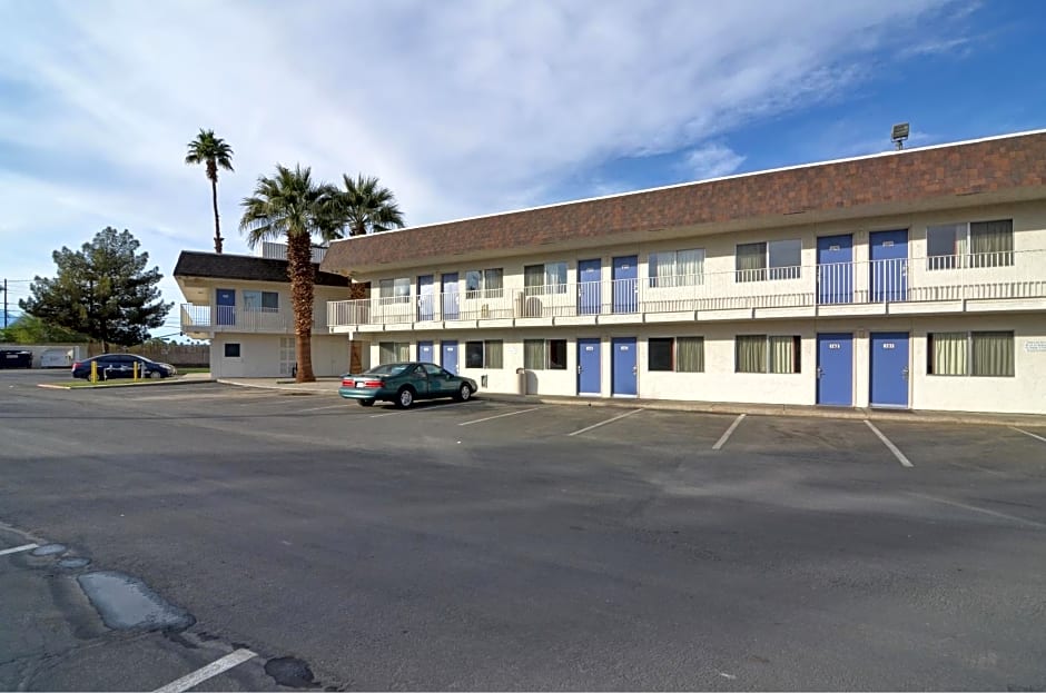 Motel 6-Indio, CA - Palm Springs