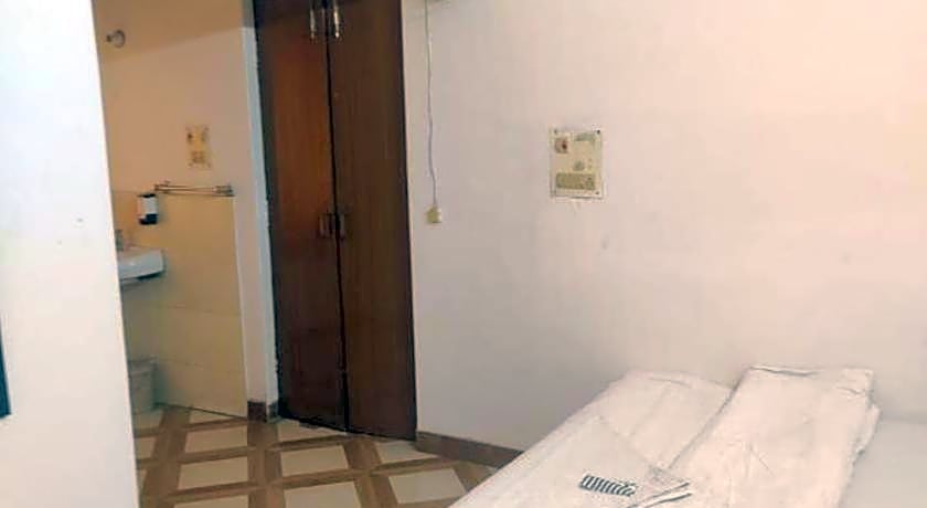 Kesher Paying Guest House