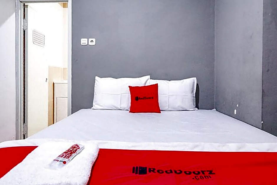 RedDoorz @ Citraland Surabaya
