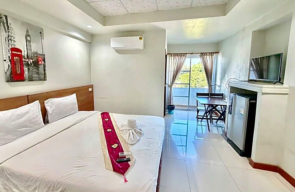 Century Grand Hotel