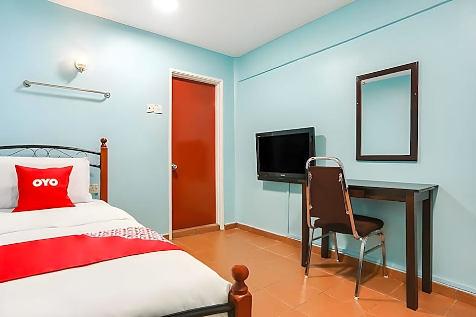 Bangi Lanai Hotel