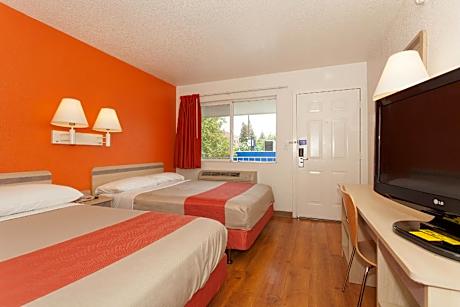 2 Full Beds Non-Smoking