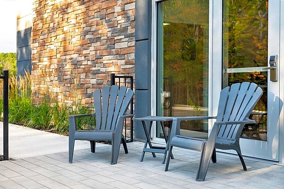 Fairfield Inn & Suites by Marriott North Bay