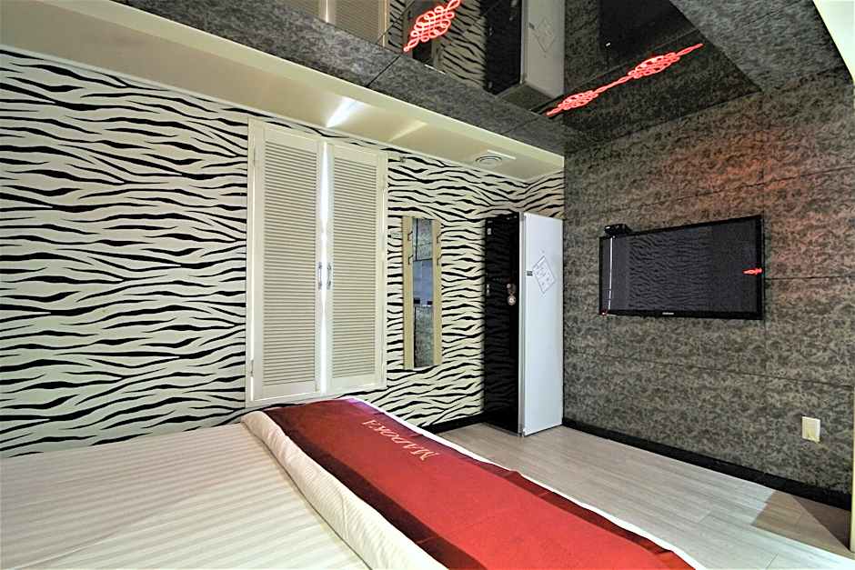 Madoka Motel
