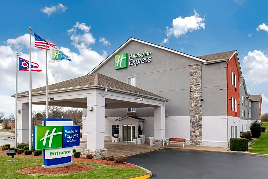 Holiday Inn Express & Suites Harrison