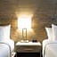 Rodeway Inn & Suites