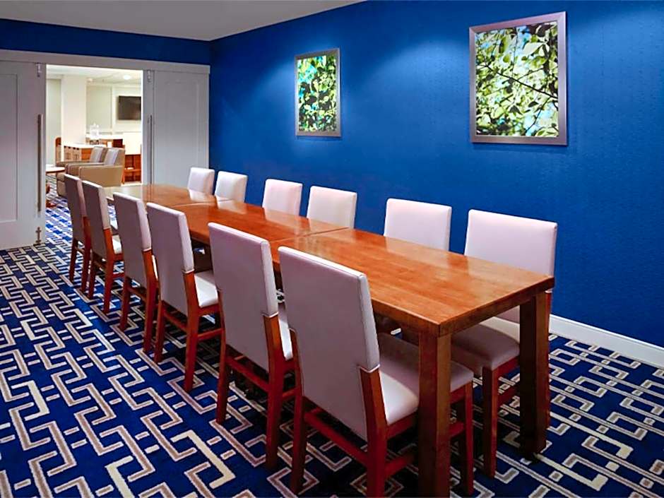 Sonesta ES Suites Somerset