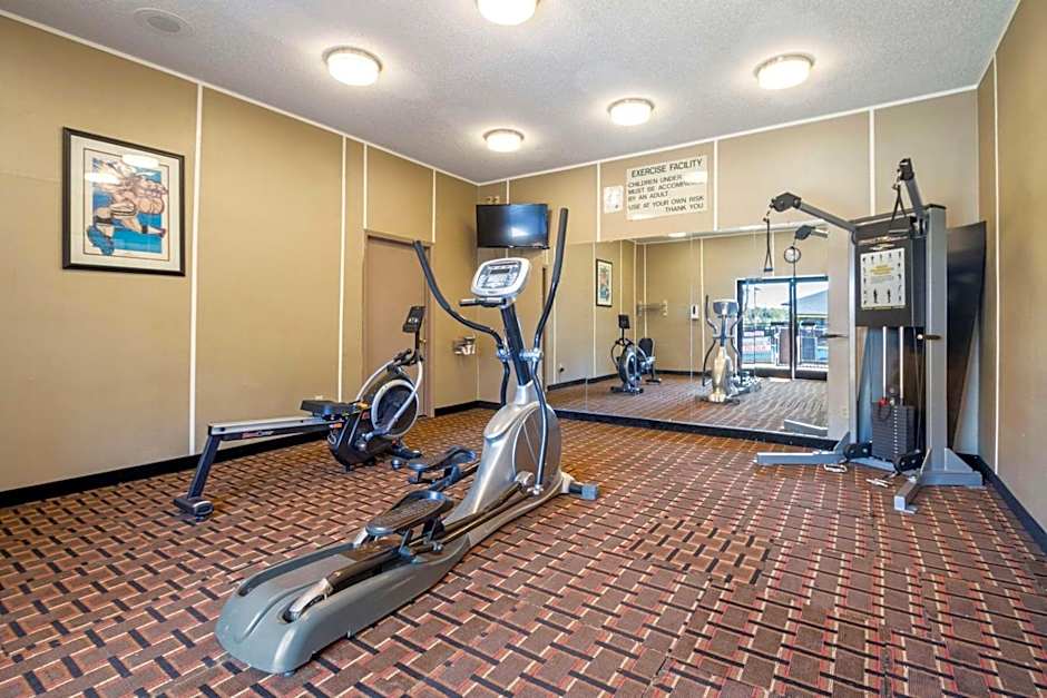 Quality Suites Hickory South