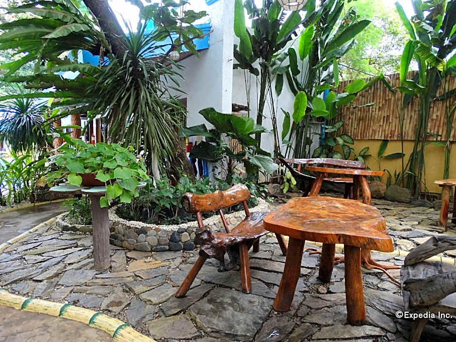 Floral Villarosa Hotel