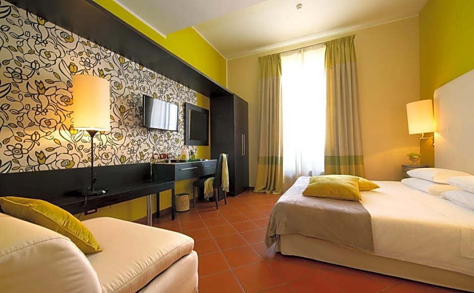De La Pace- Sure Hotel Collection by Best Western