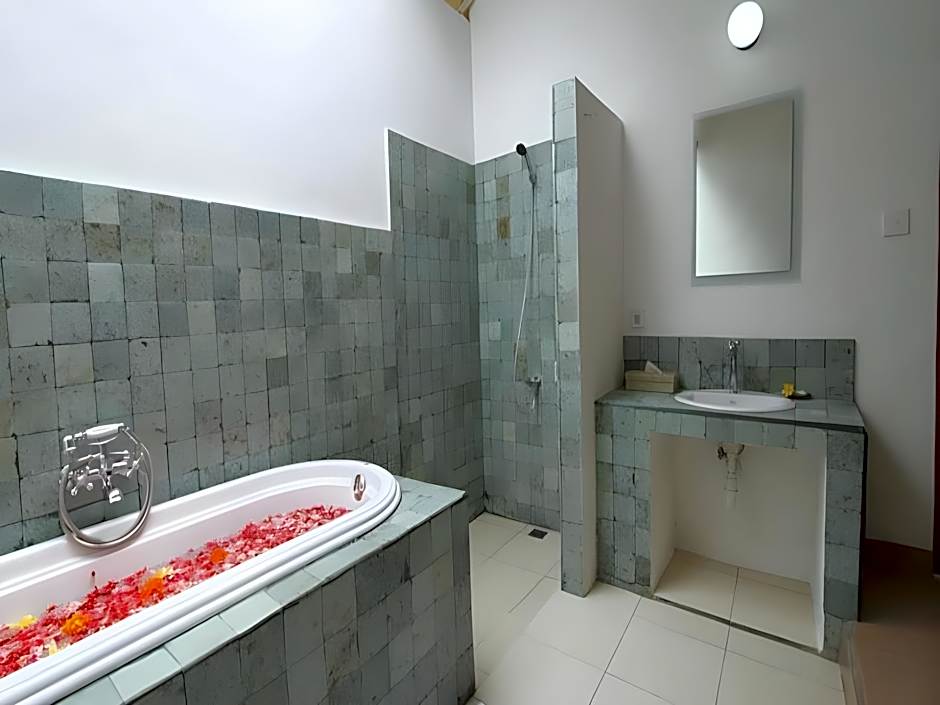 Lembongan Cliff Villas