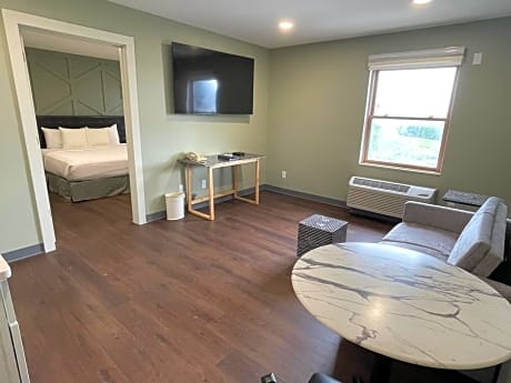 One-Bedroom Suite