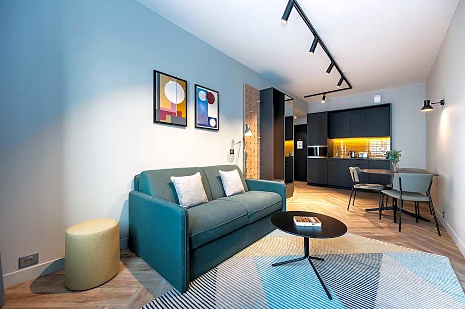 Staycity Aparthotels Paris La Defense
