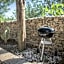 Ad un passo da Cisternino - Trulli con Foresta, Bici e BBQ