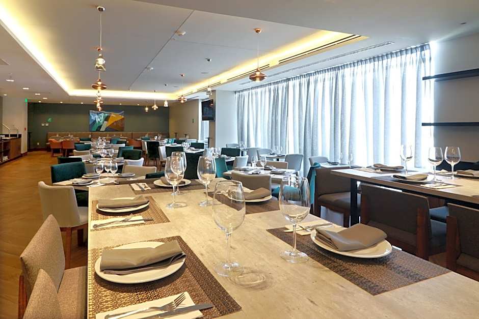 Holiday Inn Hotel And Suites Monterrey Apodaca Zona Airport By IHG