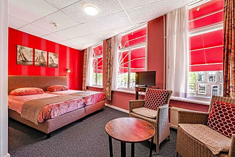 Spacious Double or Twin Room