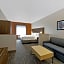 Holiday Inn Express & Suites Newport By IHG