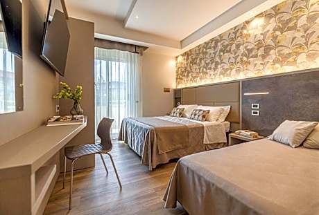 Triple Room with Balcony