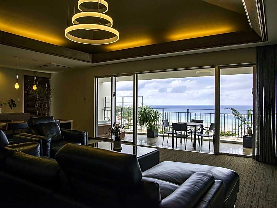 Condominium T-Room