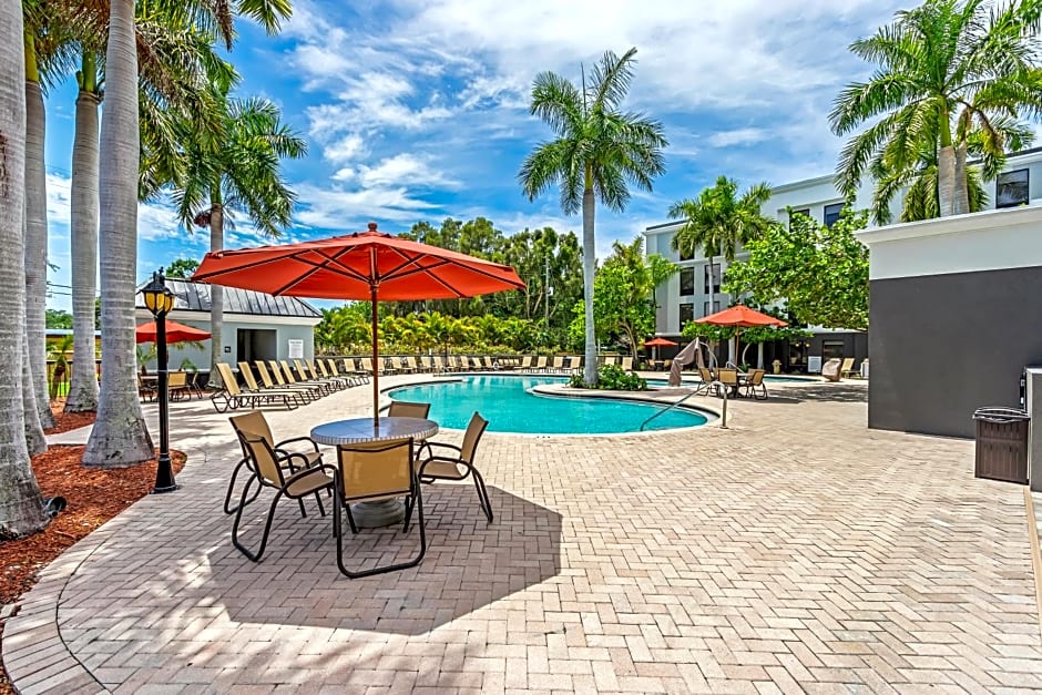 Holiday Inn St. Petersburg West By IHG
