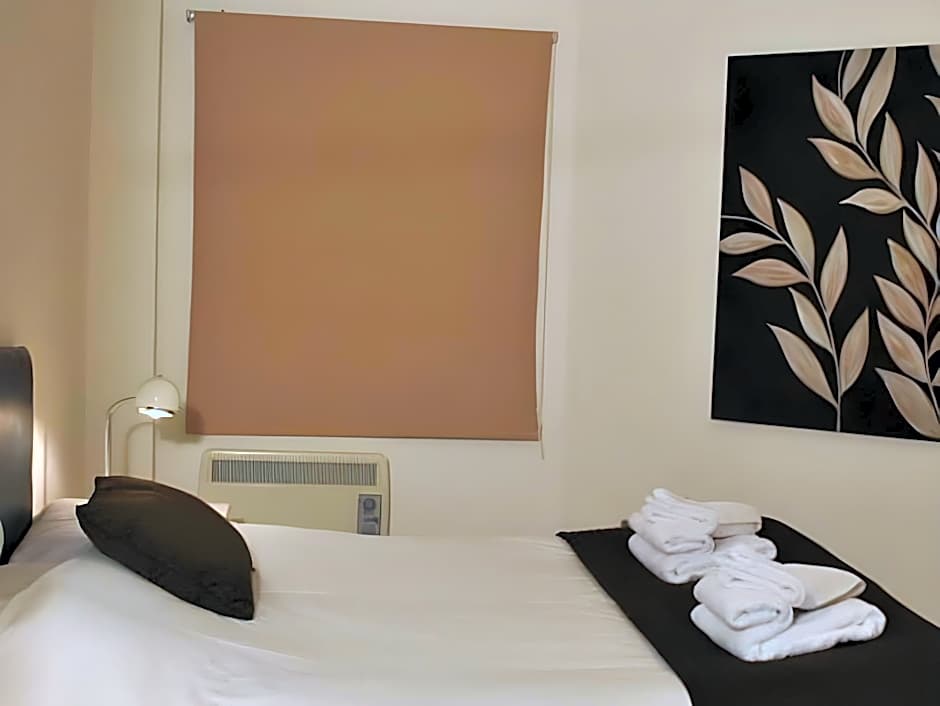 Dreamhouse Apartments Manchester City West