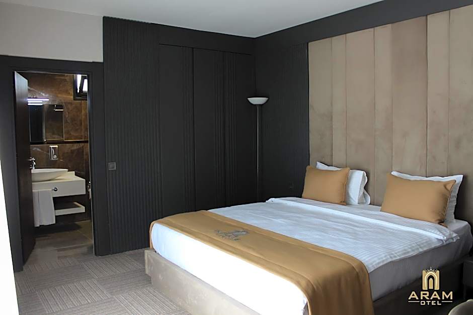 Aram Otel
