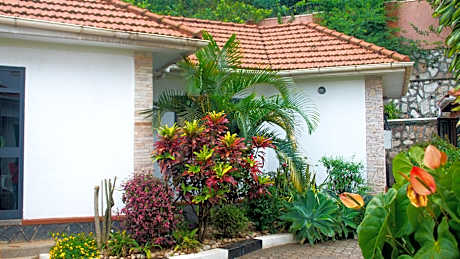 Bona Safari Villa Bunamwaya