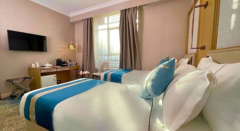 Waqf Othman Bin Affan Hotel