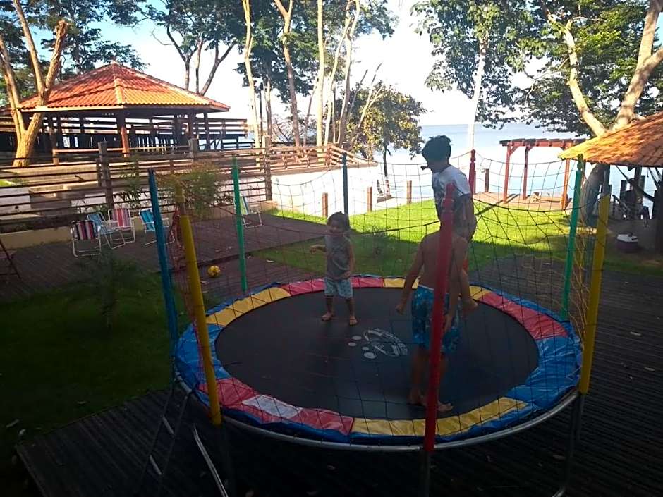 Chalés Casa de Vidro