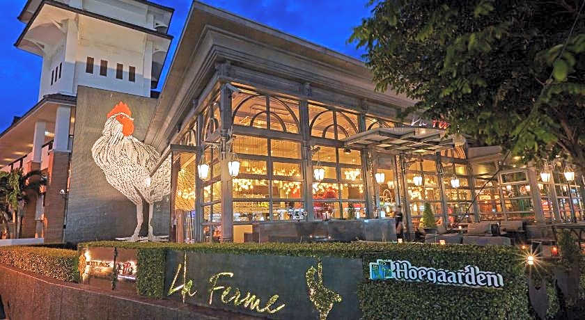 Woodlands Suites, Serviced Residences