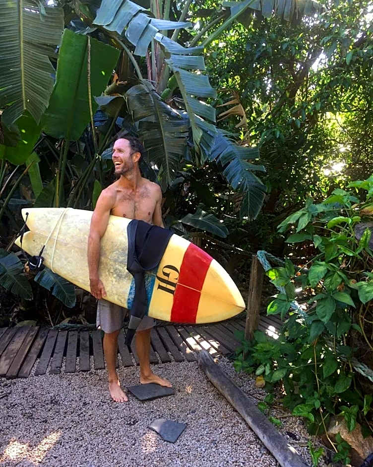 Mantis and Moon Surf Paradise & Adventure Lodge