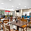 Country Inn & Suites by Radisson, Chambersburg, PA