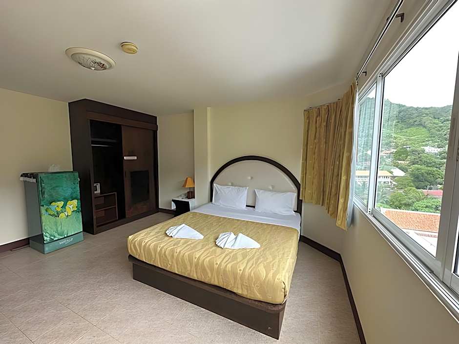 Kata Place Hotel