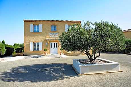 Residhotel Golf Grand Avignon