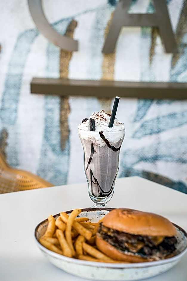 The Red Hotel - Adults Only