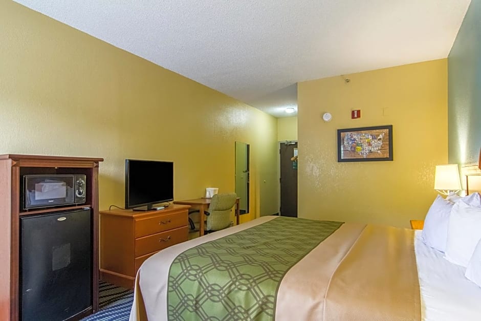 Econo Lodge Darien