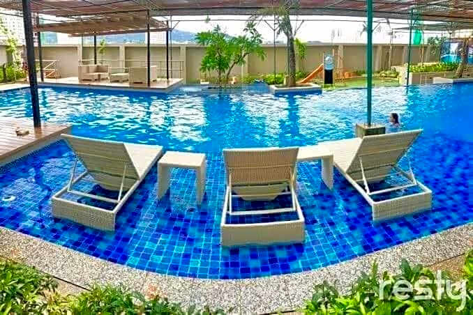 HORIZON 101 A6 beside Mango bar,Robinson mall,free pool,wifi,kitchen