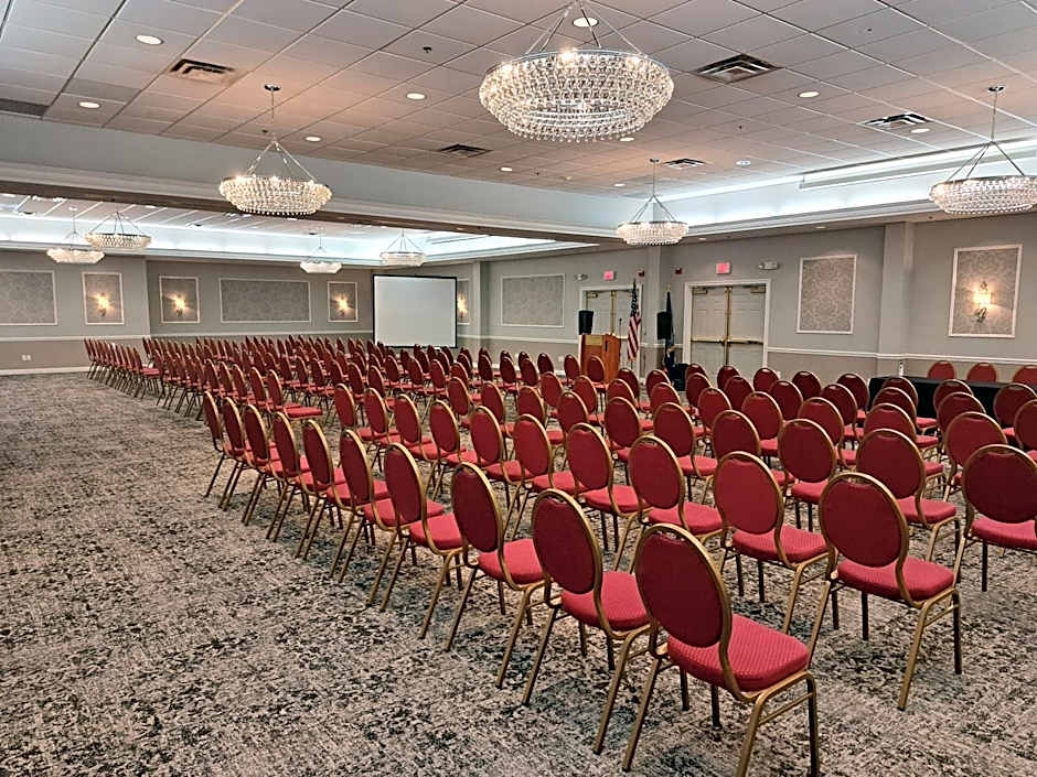 Fort William Henry Hotel