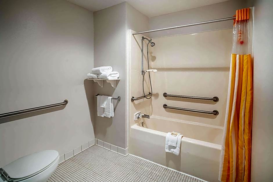 La Quinta Inn & Suites by Wyndham Nashville Franklin