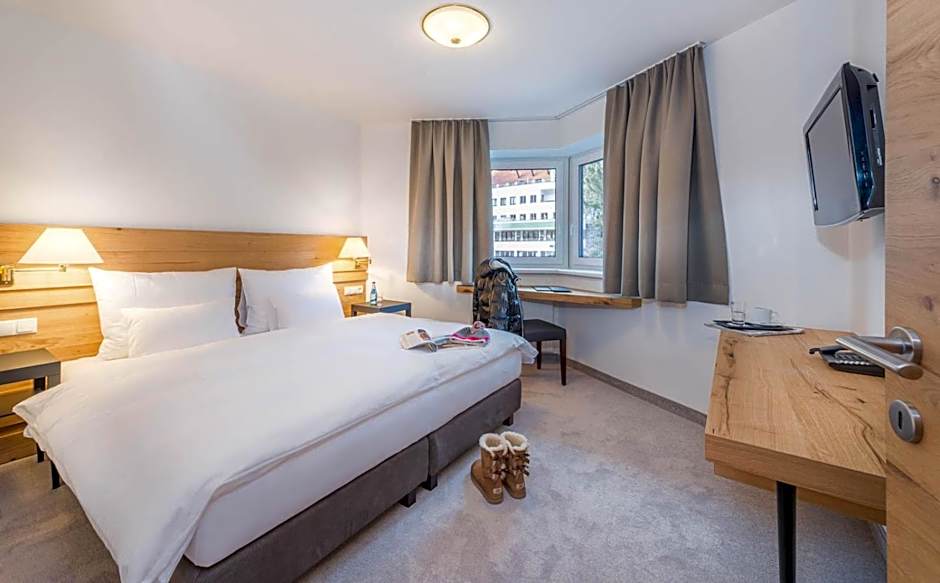 Heart Hotel Grischuna