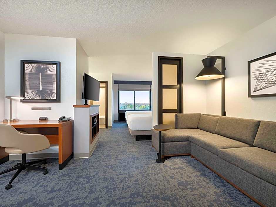 Hyatt Place Tampa Busch Gardens