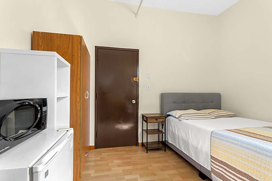 West 30th Street Guest House