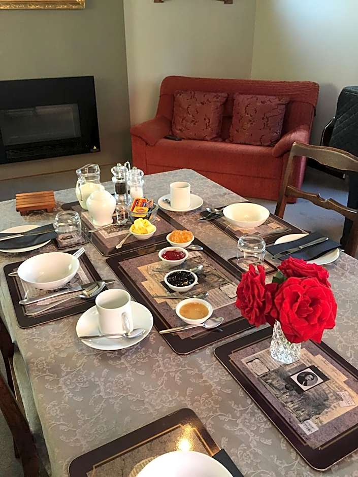 Homelea Bed and Breakfast