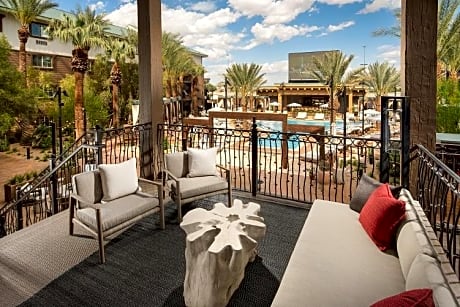 Grand Terrace