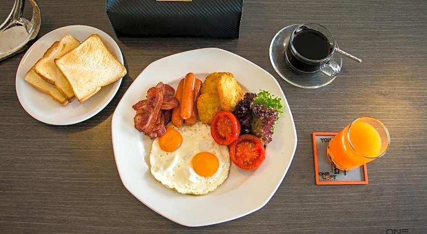 OneLoft Hotel